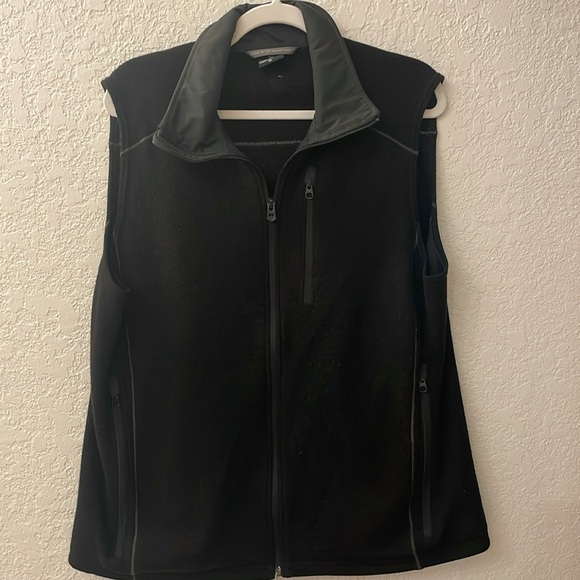 Men's Kuhl Fleece Vest, Size XL, Color Black - Picture 12 of 14